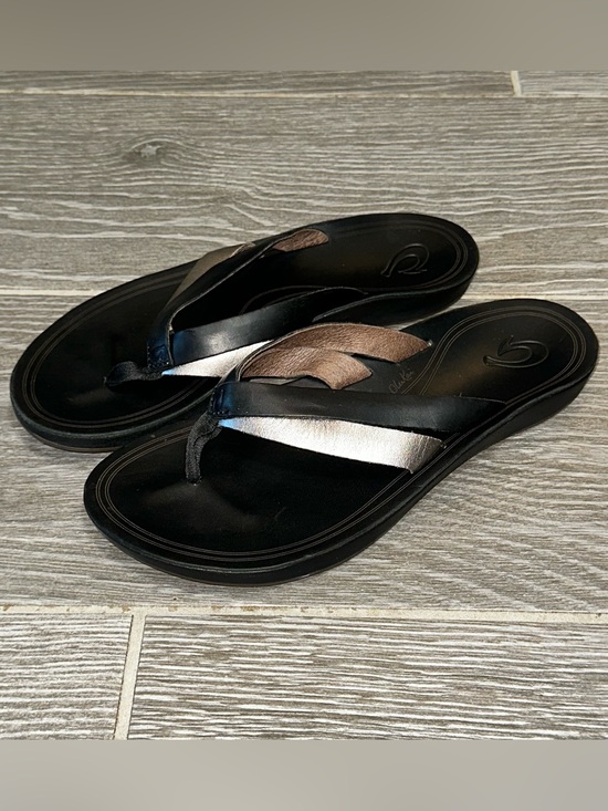 OluKai Shoes - Olukai Kaekae Leather Black Silver Women's 8 Sandals Flip Flops Metallic Boho